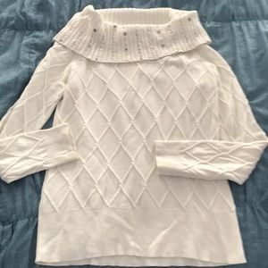 White House Black Market Cream Sweater M/L